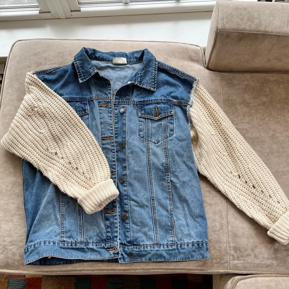 Litz 'hybrid' denim jacket with knit sleeves